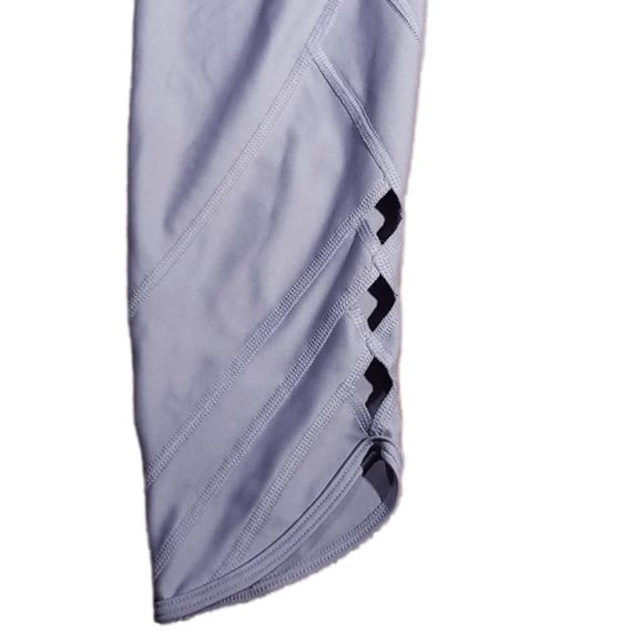 Under Armour Heat Gear Purple Leggings Size Medium Workout Exercise Running - Picture 5 of 6